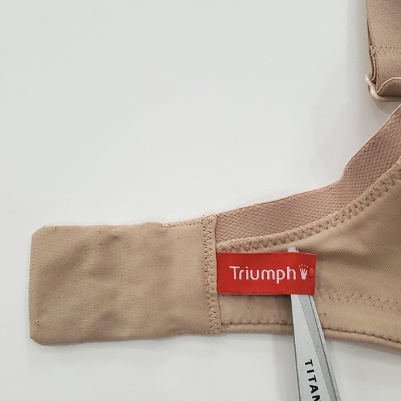 Triumph 36DD 💥💥 2/$12 💥💥 - Picture 4 of 5